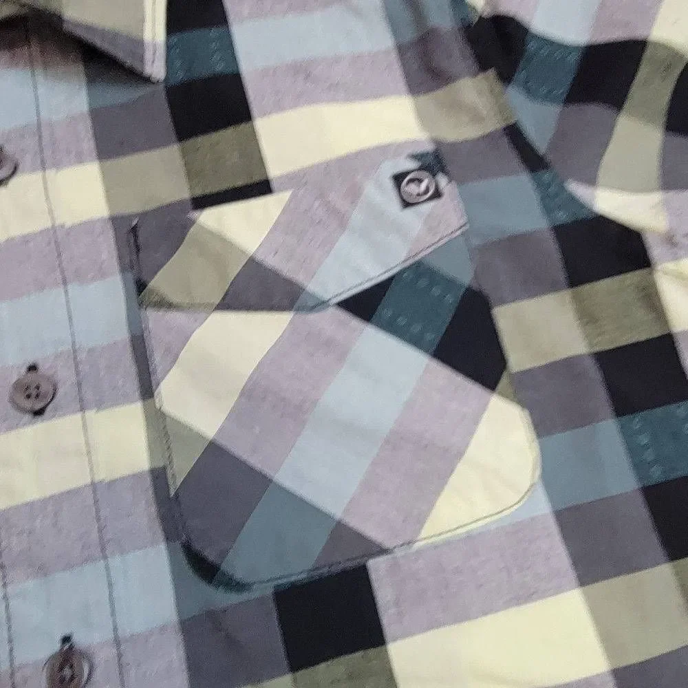 Shaun White plaid shirt M8/10